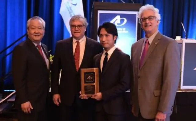 Academy of Osseointegration最優秀